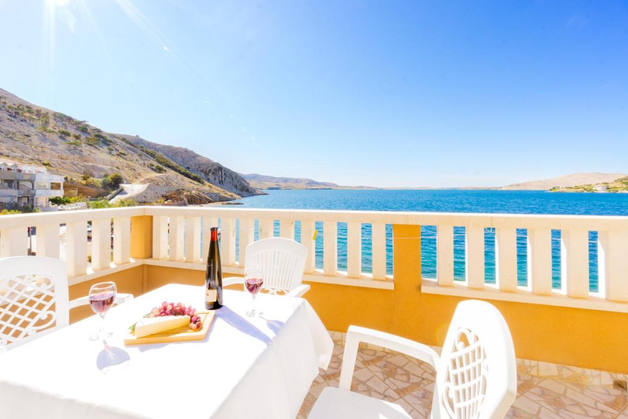 Kustic At The Beach Metajna Exterior foto